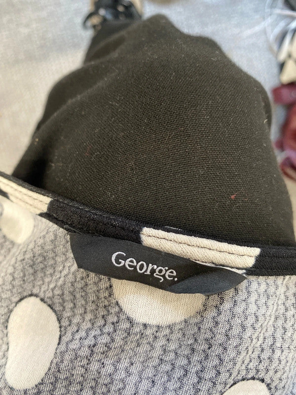 Stunning George black cream spotted fit and flare dress UK 20 IM001