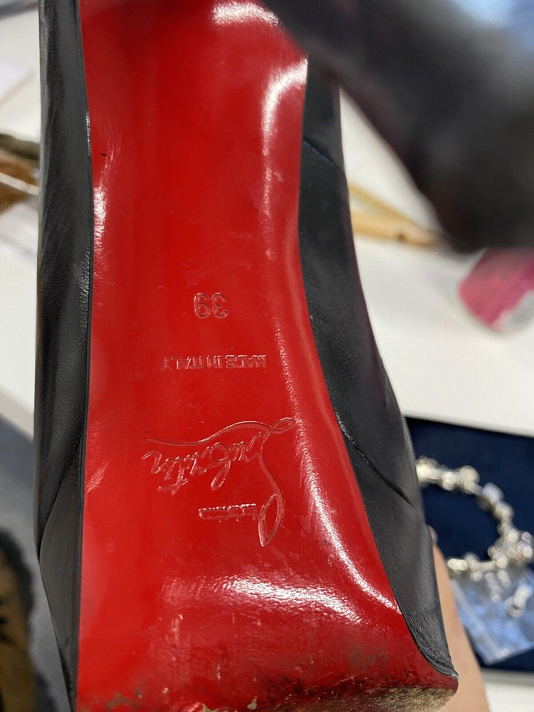 Christian Louboutin So Kate Black UK6 please See Description MW003
