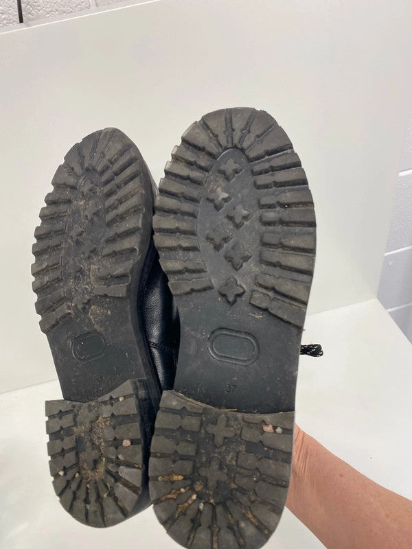 Fabulous Black leather Joules stomper boots Uk4 YTH01