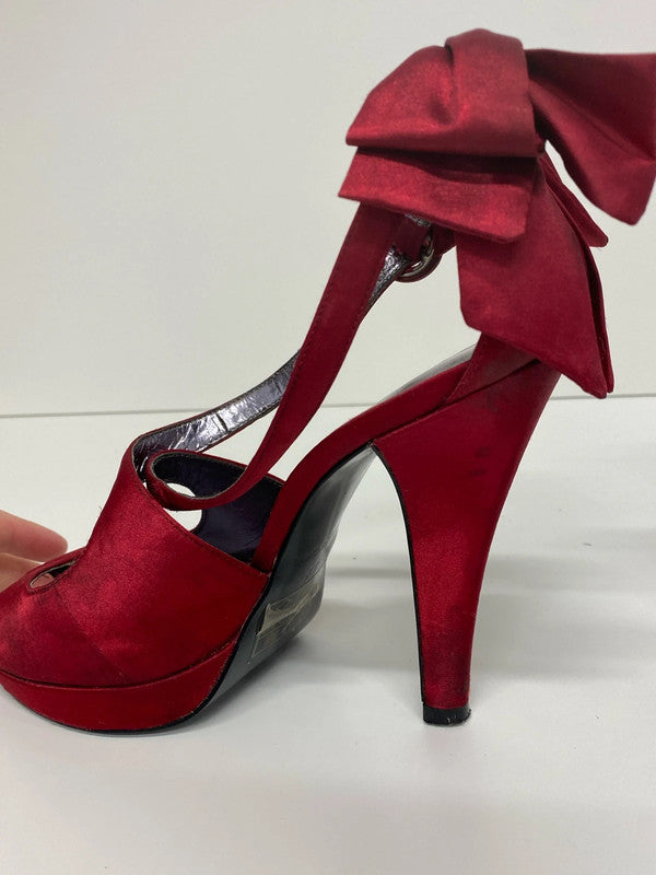 Carvela Elegant Red Satin Bow Detail Heels UK 5 AE001