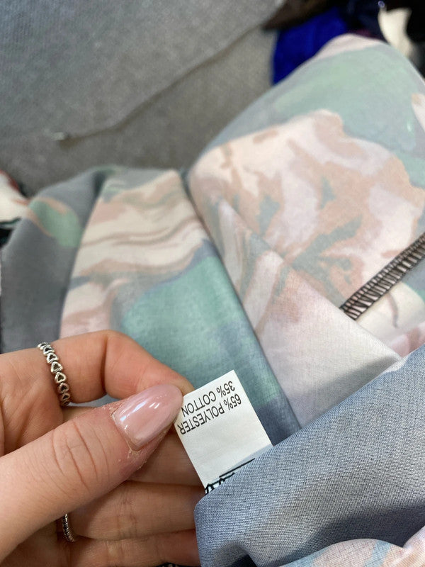 Lovely duo of unbranded floral dresses midi Uk L / XL JB005