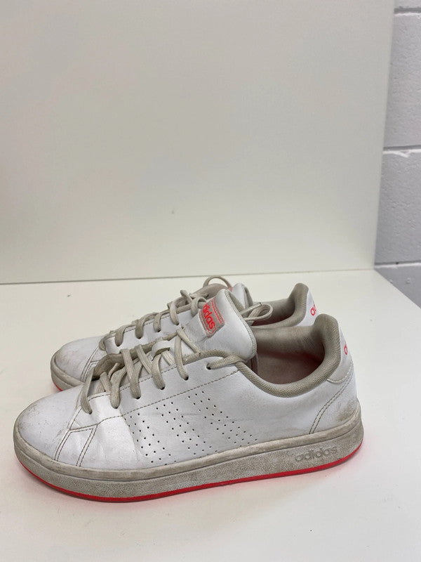 Fabulous Adidas advantage trainer white & neon pink Uk5 MS002