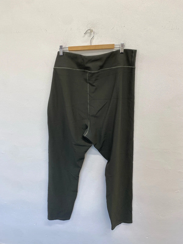 Lovely in the style khaki tall legging ribbed UK 22/24 RM002