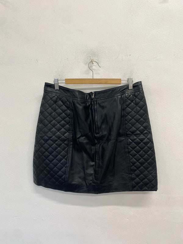 Lovely oasis faux leather mini skirt UK 16 LB005