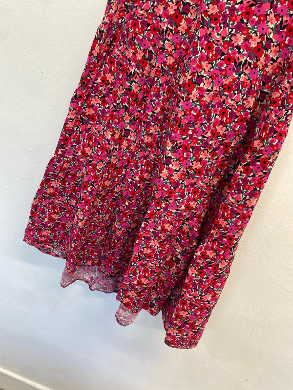 Lovely m&s pink foral fit and flare skirt UK 10 JM005
