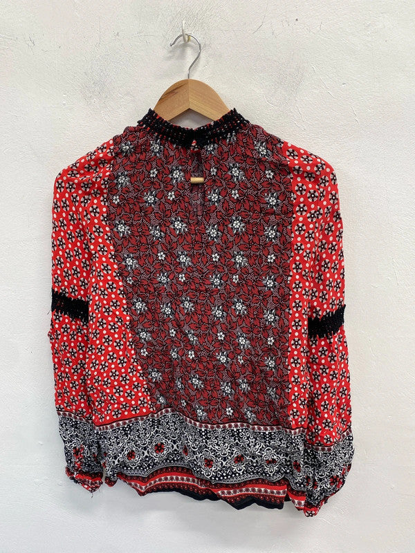 Stunning river island black red pattern blouse UK S KM004