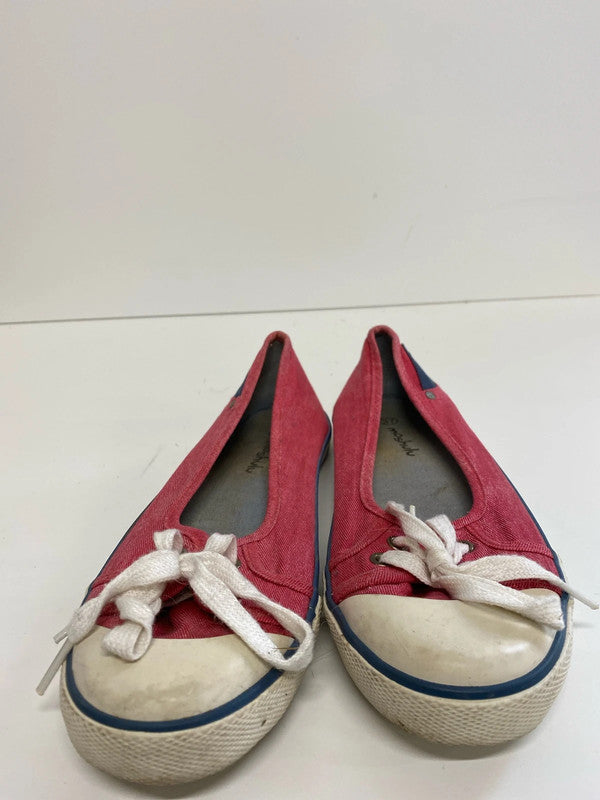 Fab Vintage Moshulu faded red 1990’s plimsole trainers Uk4 MM005