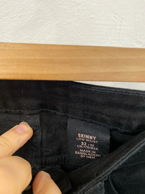 Trio of black and charcoal H&M men’s jean 32 #3 JR001