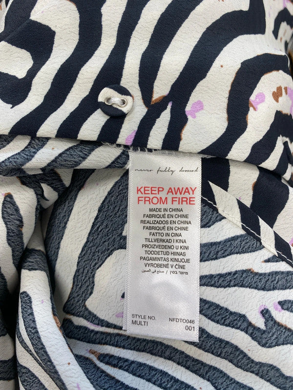 Lovely never fully dressed zebra blouse UK 10 SS002