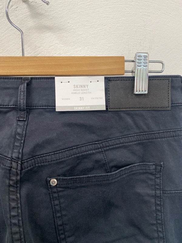 Fabulous H&M cargo slim jeans navy 31” BNwT KM003