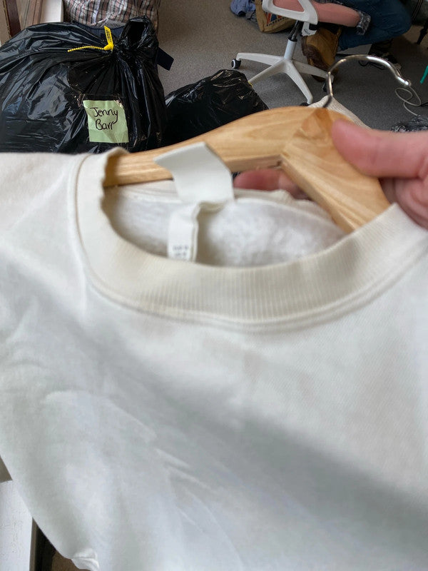 Fabulous H&M sweatshirt with shoulder pads UkM cream JB001