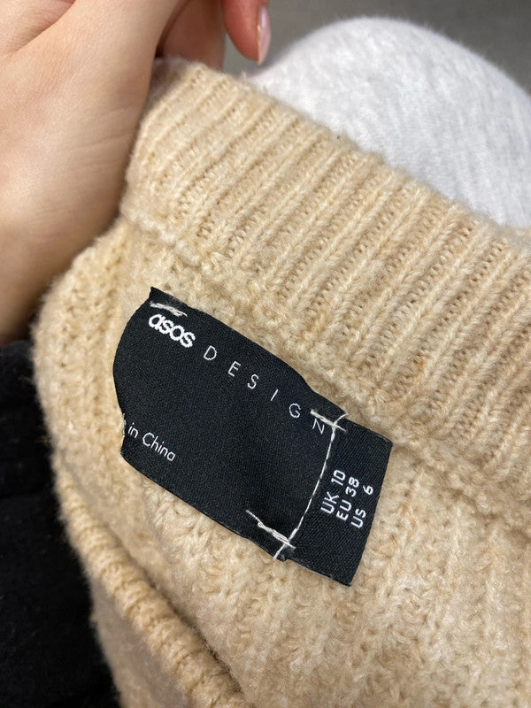Lovely cosy asos design beige knit jumper UK 10 HA001
