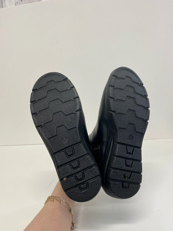 Pavers Chic Black Leather Ankle Boots UK 4 NC001