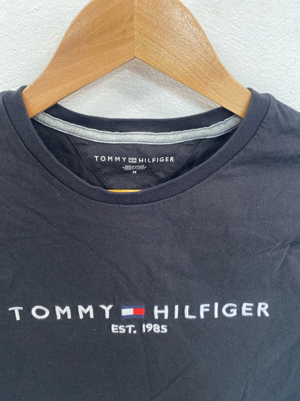 Classic Tommy Hilfiger black logo t-shirt M SD001