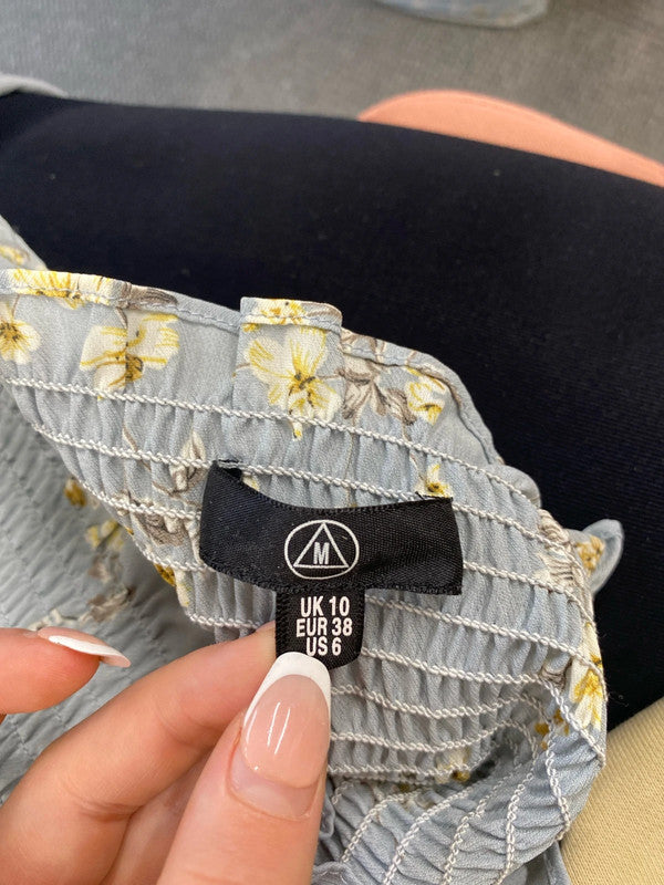 Fabulous Misguided off the shoulder dusty blue floral top uk 10 HA001