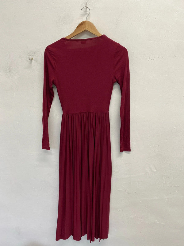 Stunning river island red pleated dress v neck mini dress UK 8 KM004