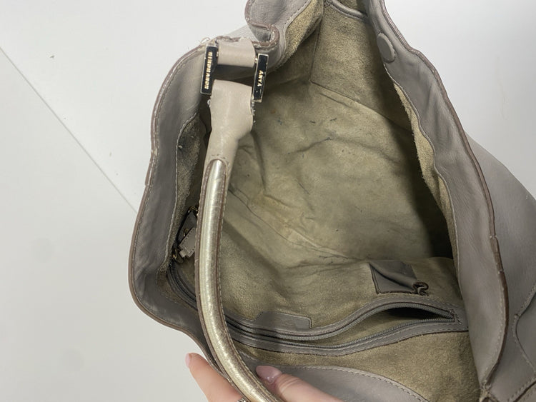 Lovely Anya Hindmarch Cooper Cream Silver Hobo Handbag JP001