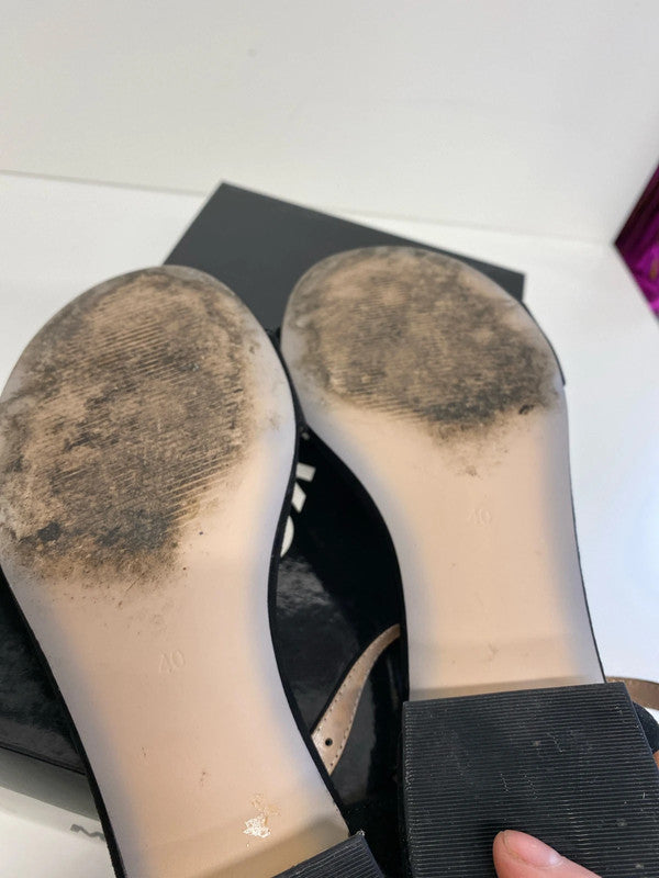 Fabulous Black Sandals with gold details events or parties Uk7 IM001