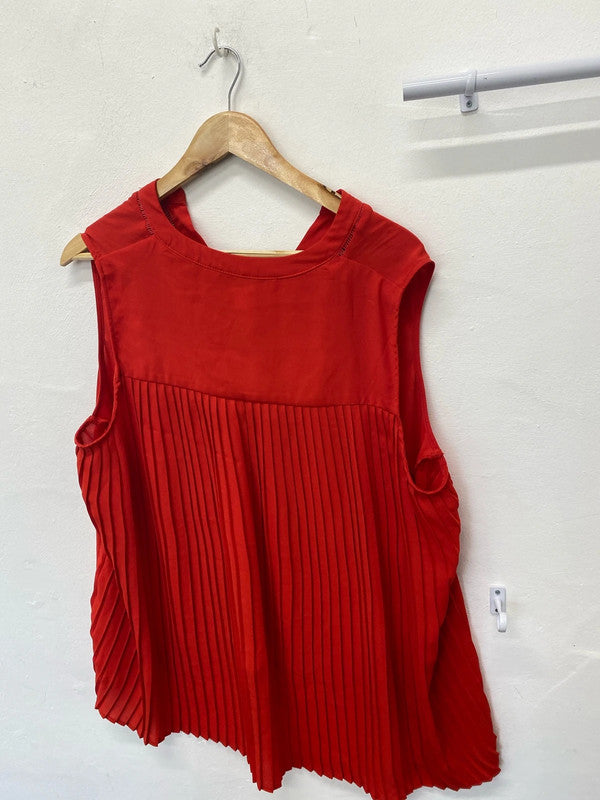 Fabulous TU fiery Red summer top pleated back Uk20 kN002