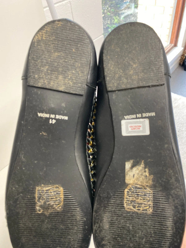 Fab Oasis Navy ballerina flats gold chain detailing Uk8 JM007