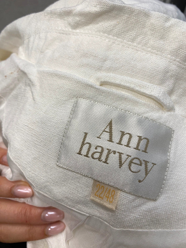 Lovely Ann Harvey ivory white blazer formal UK 22 JW002