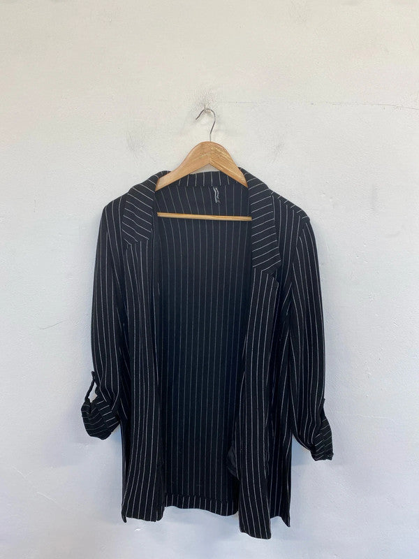Stradivarius Stylish Black & White Pinstripe Cardigan Size L LD003