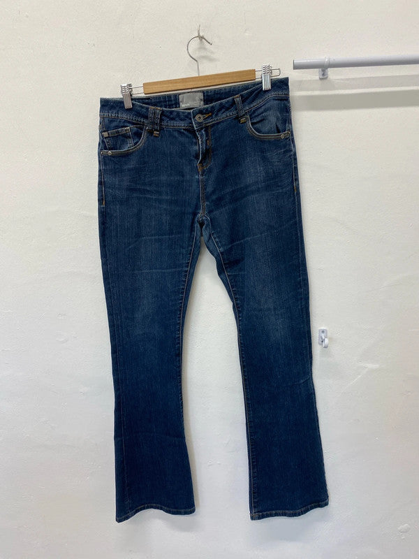Fabulous Vintage Y2K bootcut Strum Jeans W30”’x L32 KW002