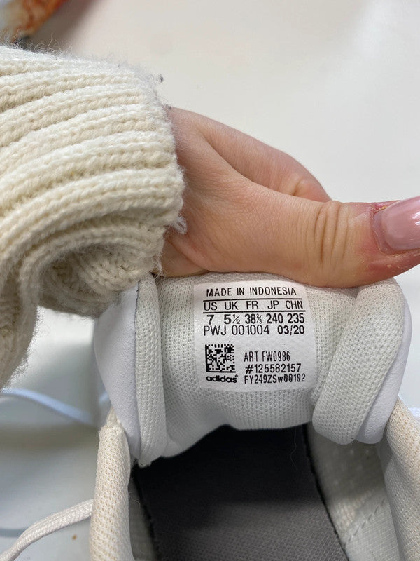 Fabulous adidas advantage white green trainers UK 5.5 NC001