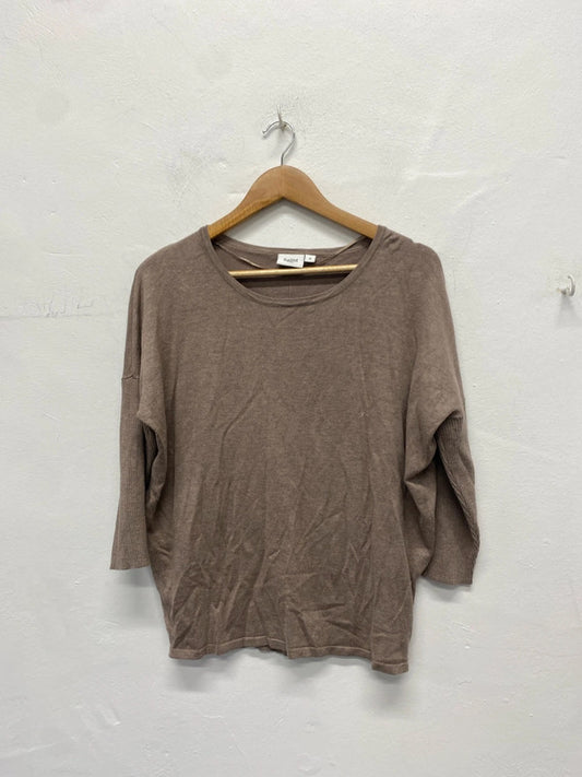 Stunning St Tropez neutral brown loose fit knit UkM SR006