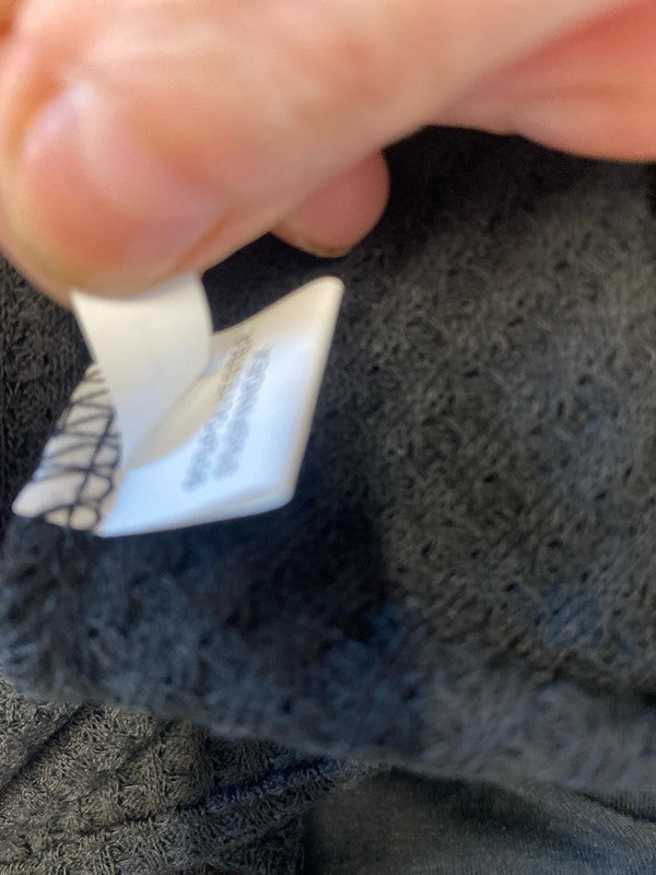 Fab duo of Shein tops black & white monochrome UkL #11 SG090