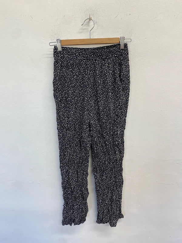 Lovely & other stories black white floral wide leg trouser cropped UK 8 RF001