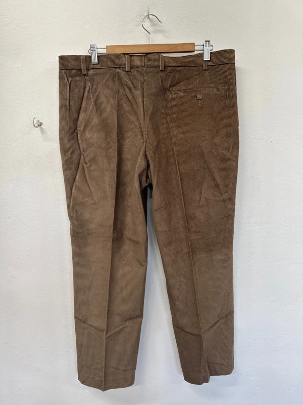 Classic M&S flat front cotton cord trousers 38/29 NC001