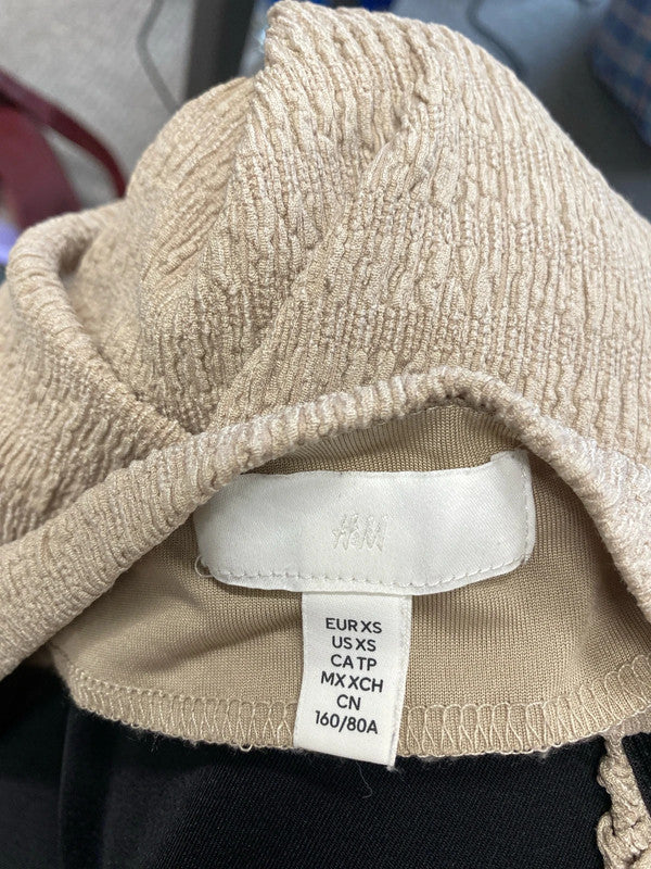 Lovely h&m textured beige long sleeve top UK XS JA001