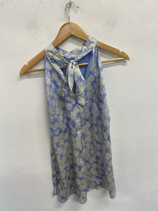 Stunning river island blue daisy halter neck pussy bow top UK 8 KM004