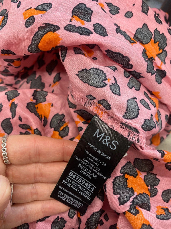 Lovely M&S pink leopard blouse UK 14 LW005