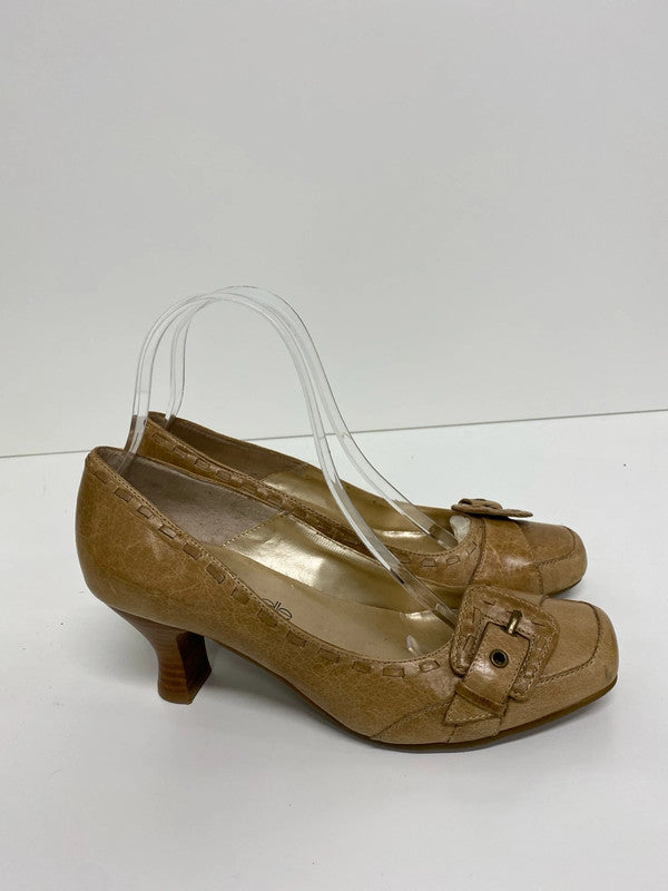 Fabulous Moda in Pelle caramel leather court shoes events formal Uk5 KM004
