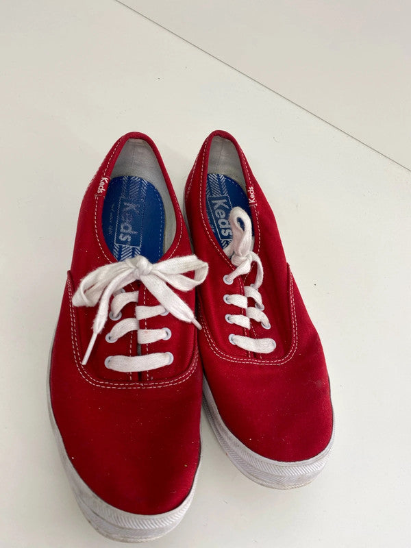 Fab Cherry Red Classic Keds Uk7.5 trainers JH001