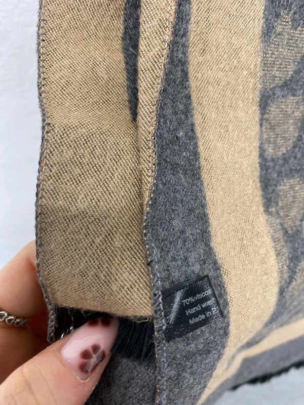 Lovely trio of scarves patterned cosy one size #45 LD003