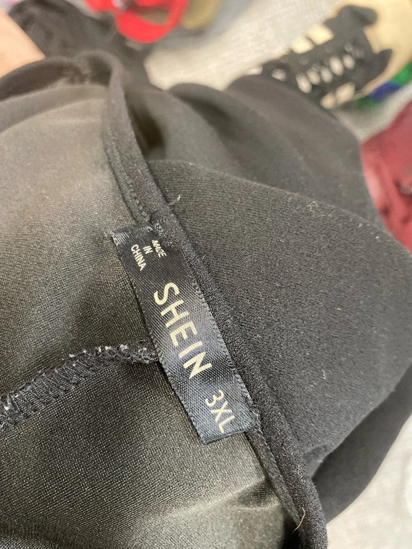 Lovely Shein cut out shoulder floaty top UK 3XL YM001