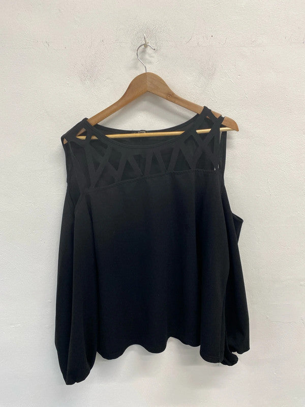 Lovely Shein cut out shoulder floaty top UK 3XL YM001