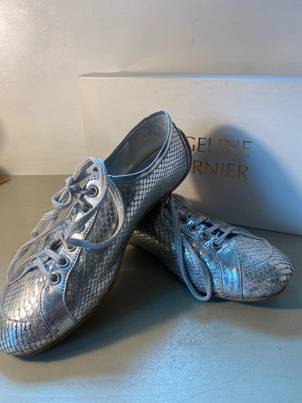 Angeline Tournier Silver snakeskin Trainers Red Heart Uk3 SP002’summer