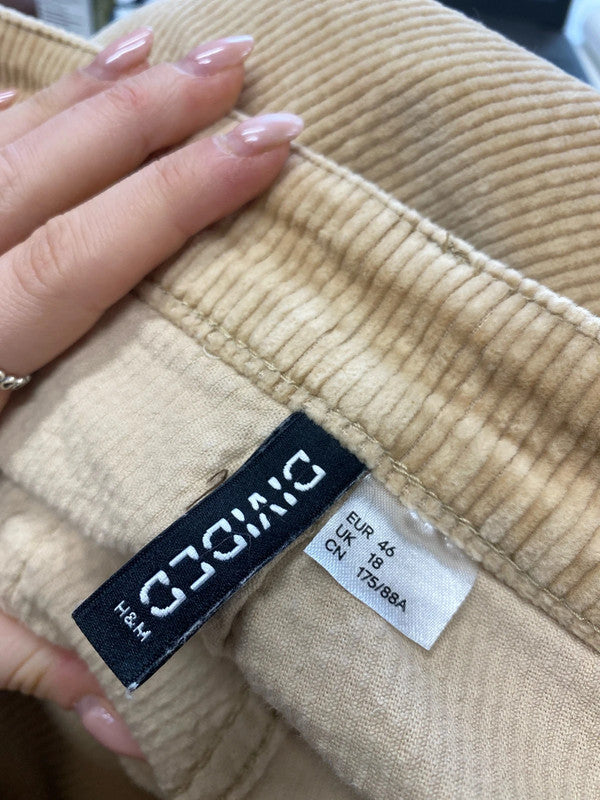 Lovely H&M sand beige cream cord trousers UK 18 KM003