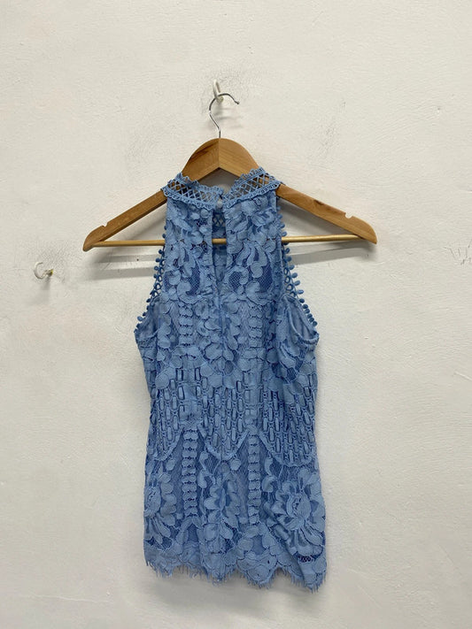 Stunning lipsy London blue lace Halterneck top UK 8 KM004