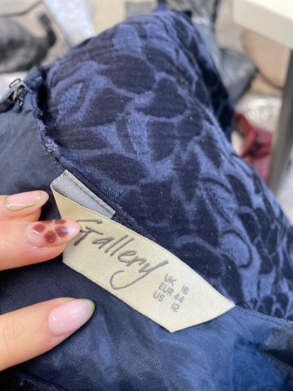 Lovely gallery navy floral pattern midi dress UK 16 MW001