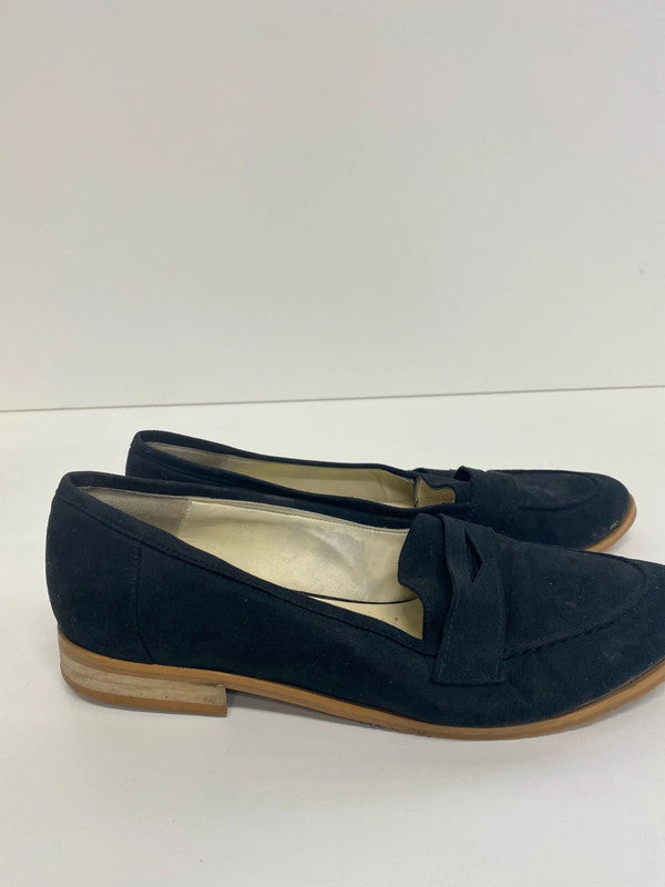 Fabulous Beyond Skin black loafers Not leather Uk7 eur40 RF001