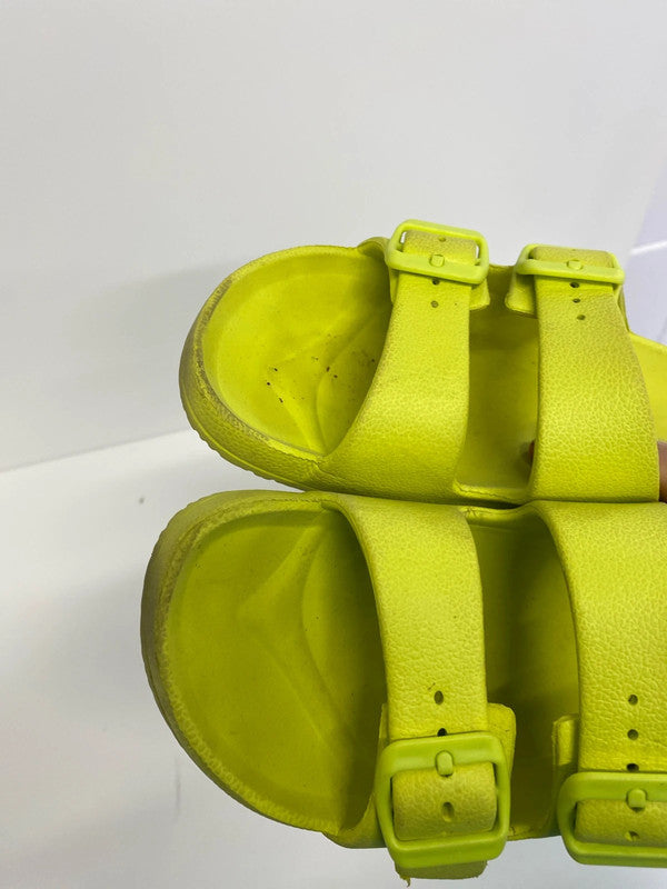 Fabulous M&S collection Lime green sliders Uk3 SS002