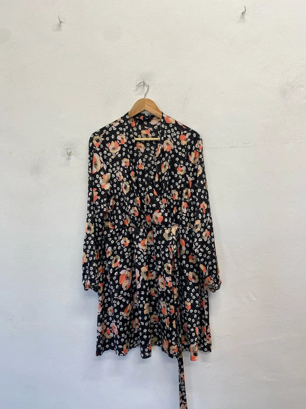 Gorgeous very black multicolour floral tie front dress UK 18 MD002