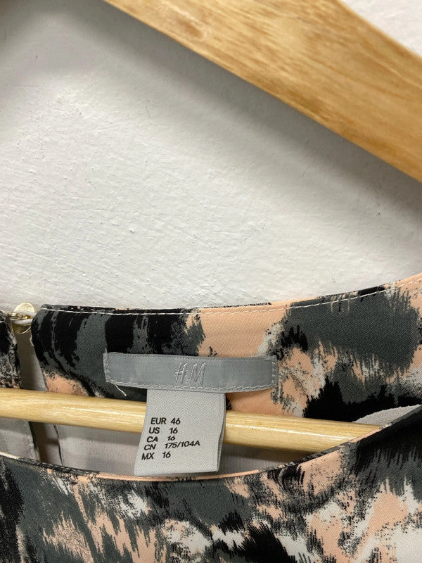 Fabulous Watercolour greys abstract loose fit sheath dress Uk18 KM003