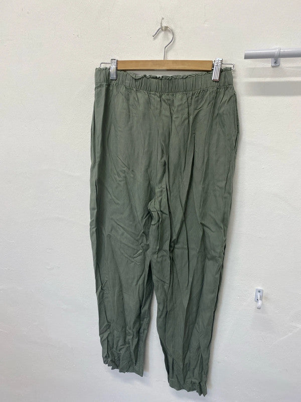 Fabulous Mango Sage green cropped trousers UkM LB004
