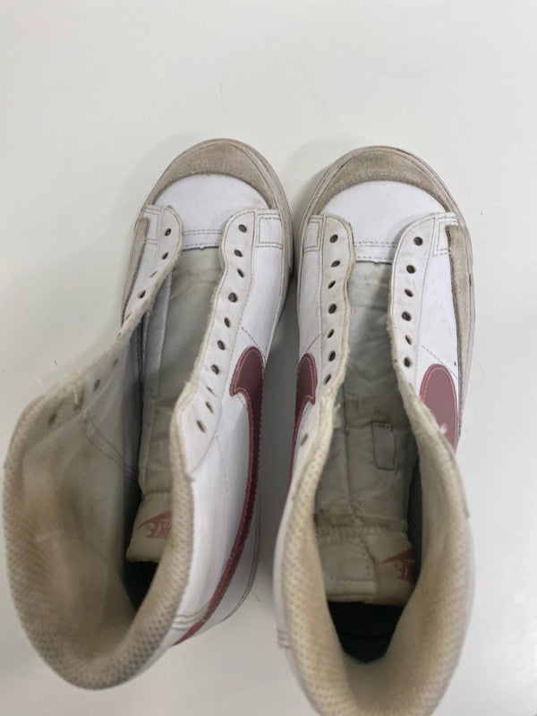 Fab Nike Blazer Mid 77 rose & white Uk4.5 KD001